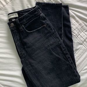 Abercrombie & Fitch Curve Love High Rise Mom Jeans